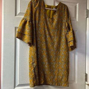 Yellow floral puff 3/4 sleeve dress